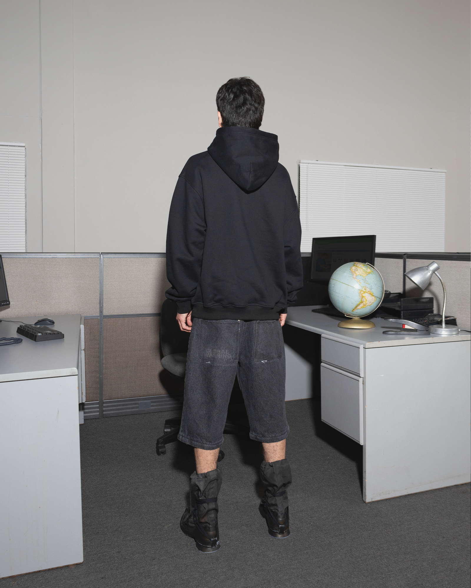 DESOCIALIZED ZIP-OFF DENIM JEANS