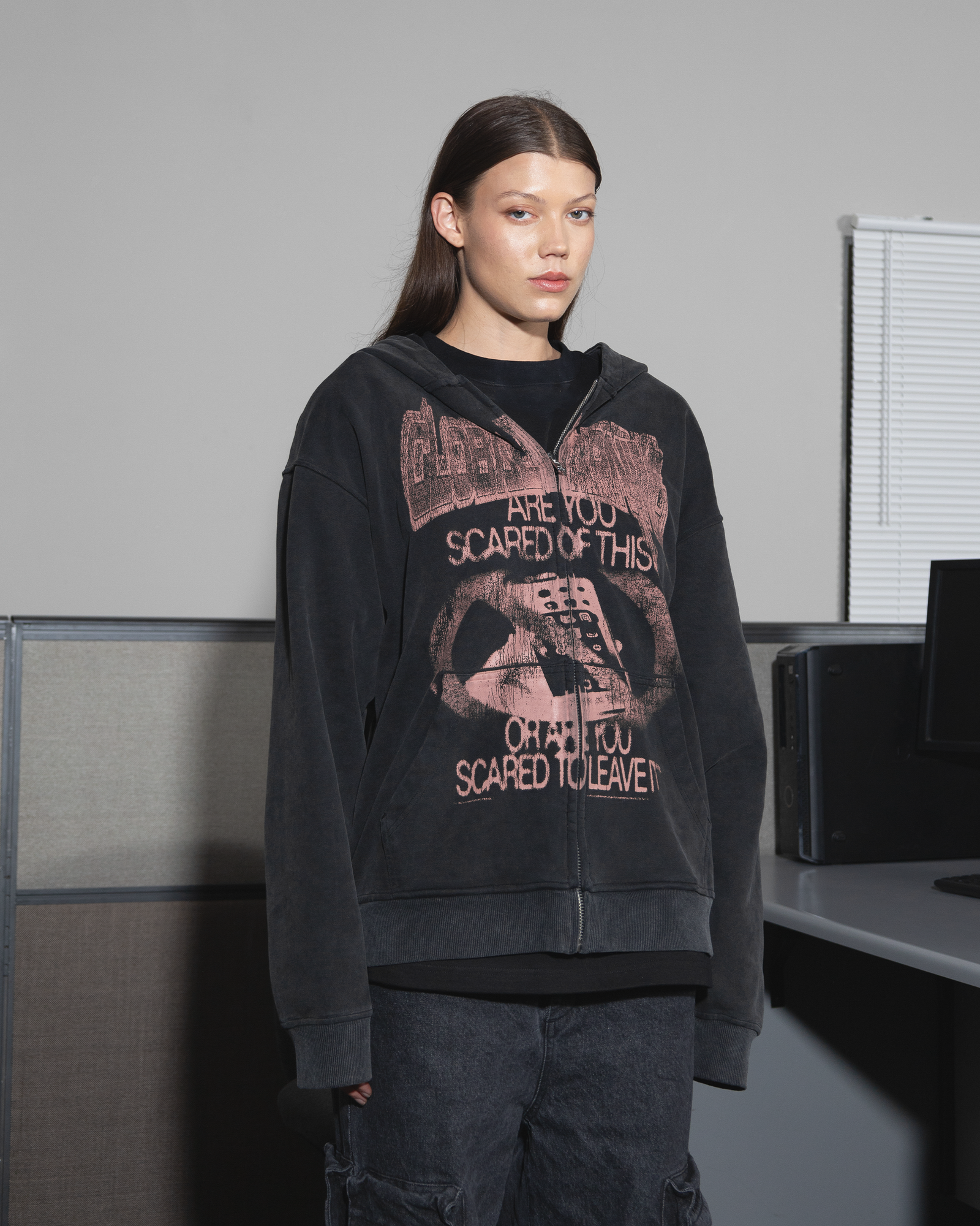 DESOCIALIZED VINTAGE SAND WASHED ZIP-UP HOODIE